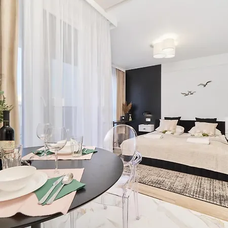 Apartment Exclusive Studio Wroclaw Braniborska By Renters *